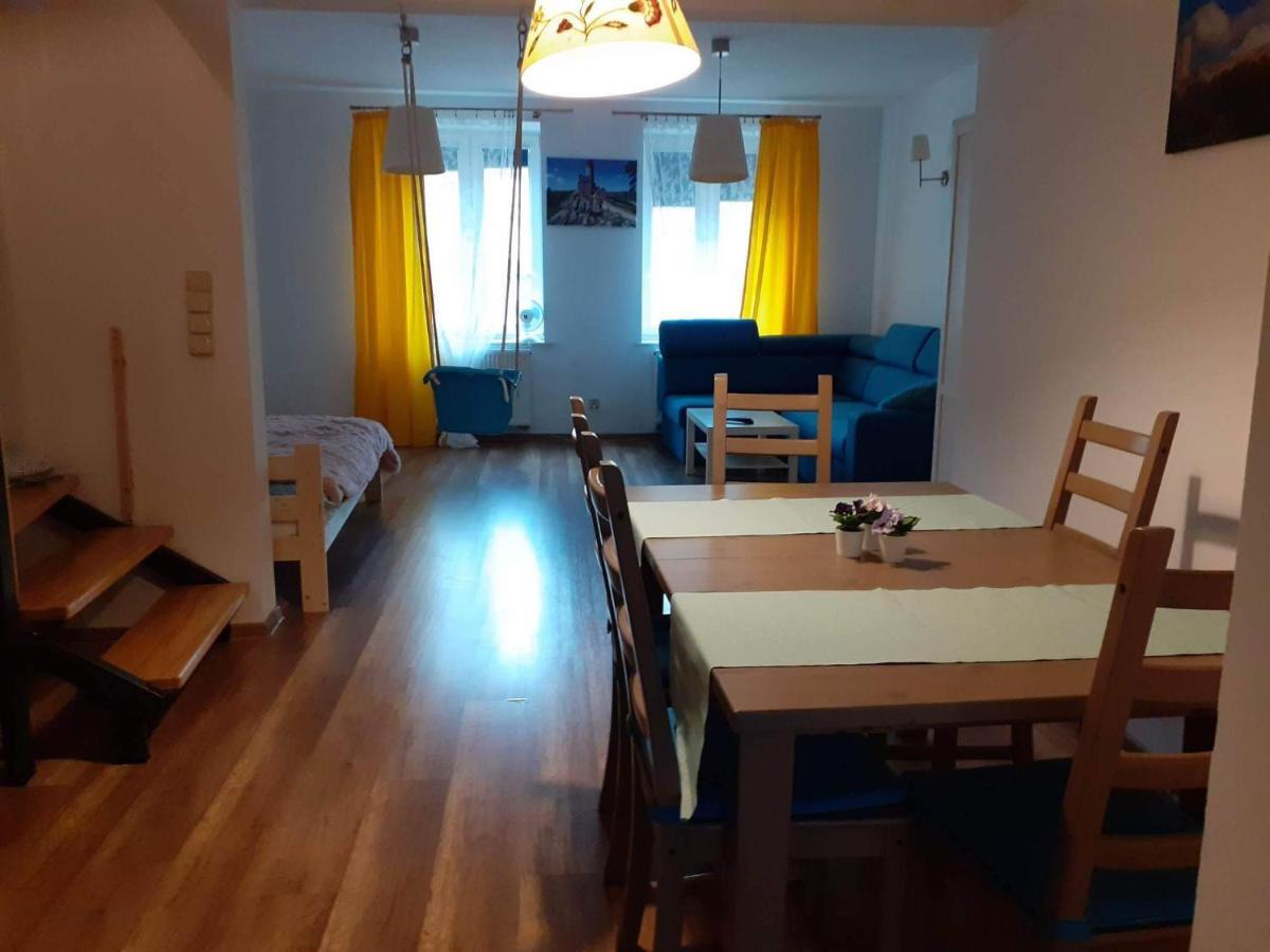 Apartament Na Rynku Chęciny Exterior foto