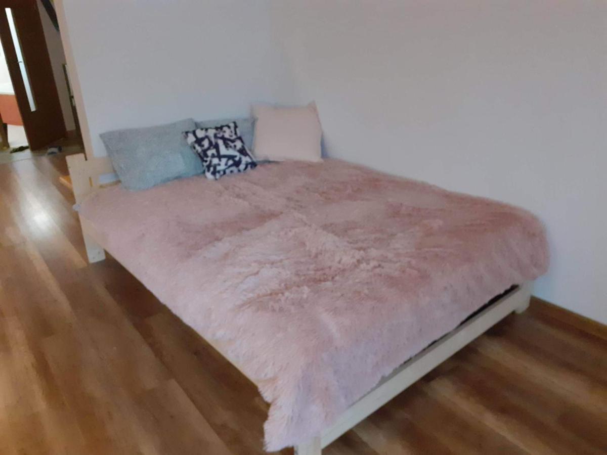 Apartament Na Rynku Chęciny Exterior foto